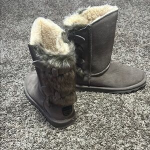 BearPaw Tan Fur-Trimmed Boots
